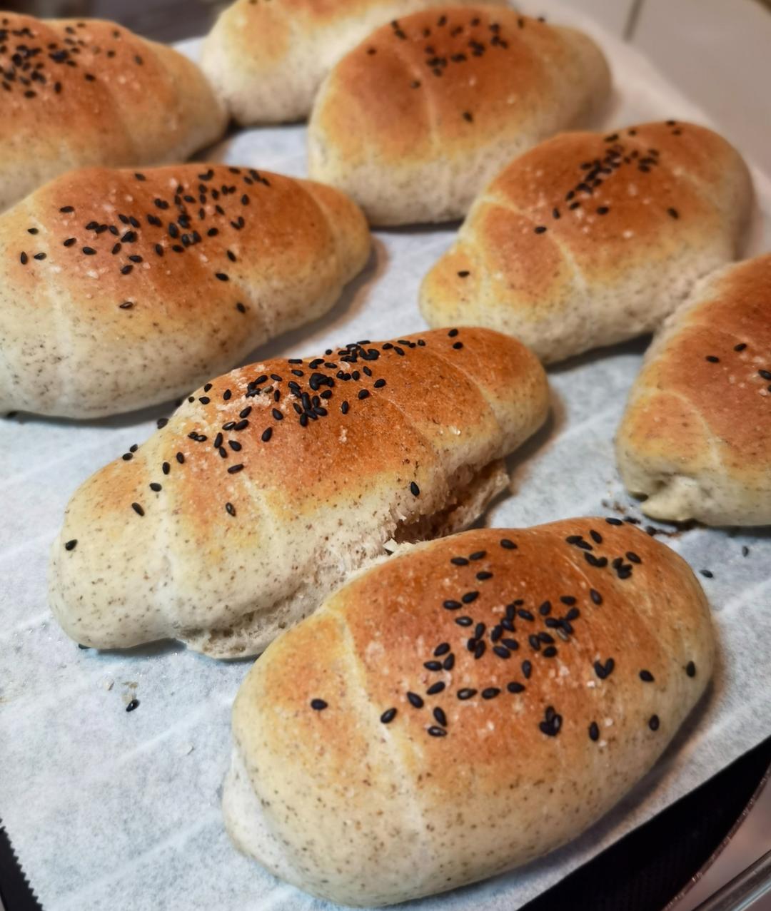 不用揉面！日式盐面包