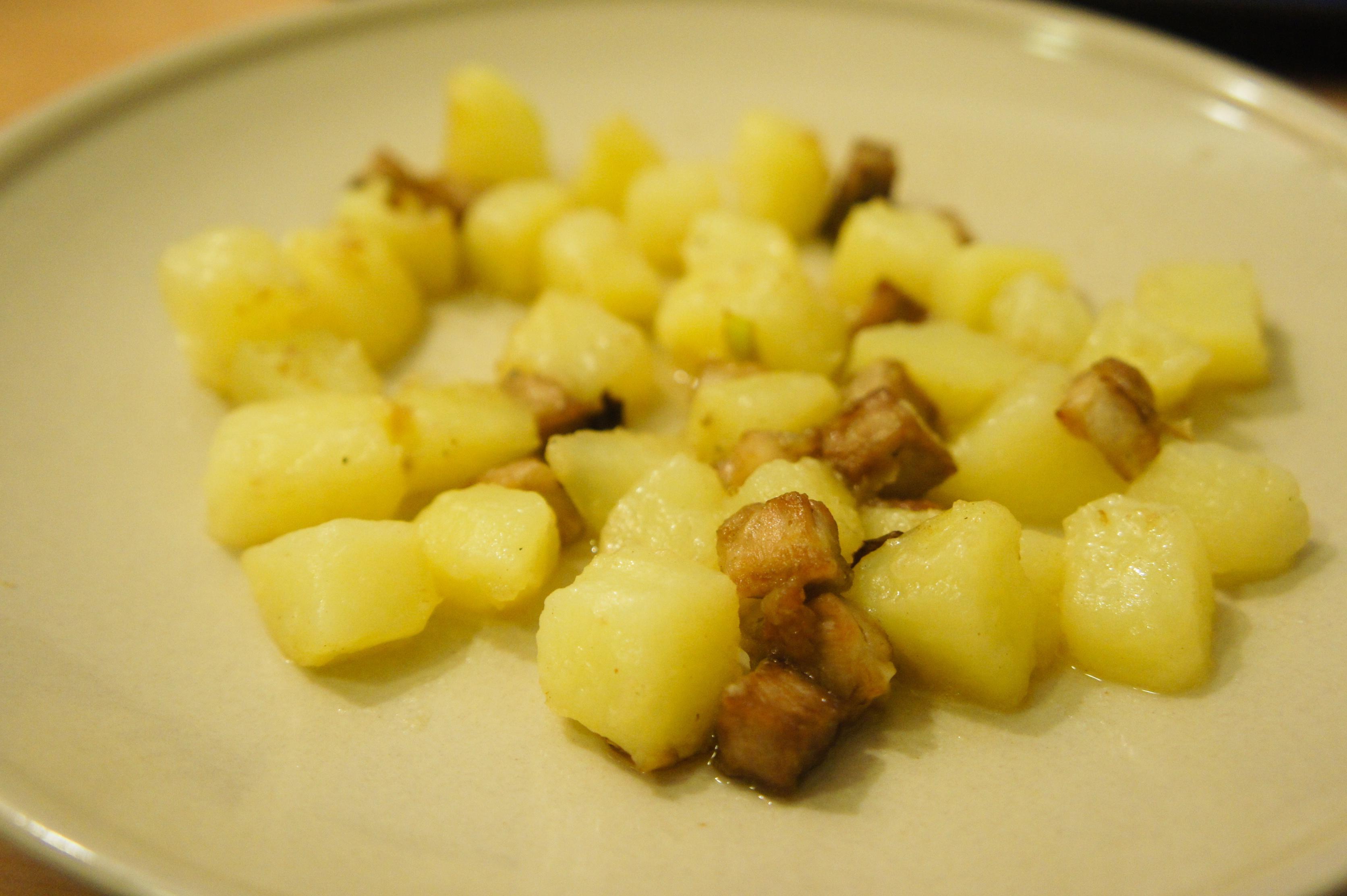 香喷喷的炒土豆的做法