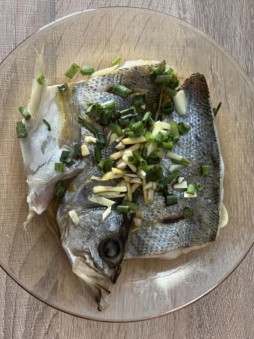 清蒸鲈鱼