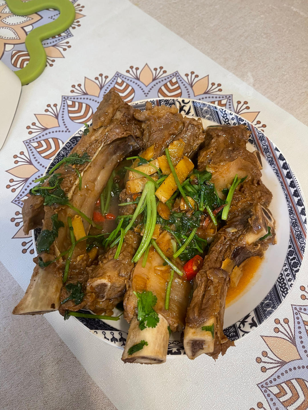 一定要种草的香辣牛排骨（超简单）