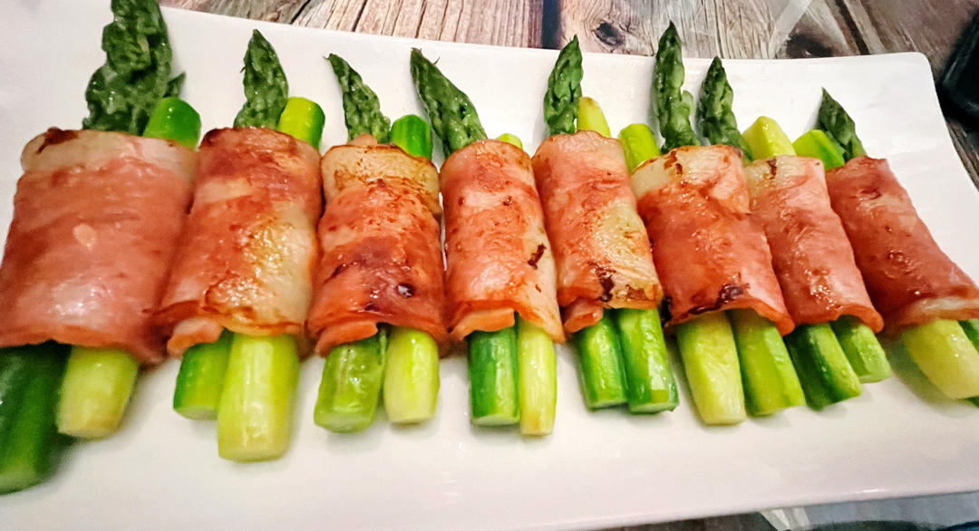 芝士培根芦笋卷