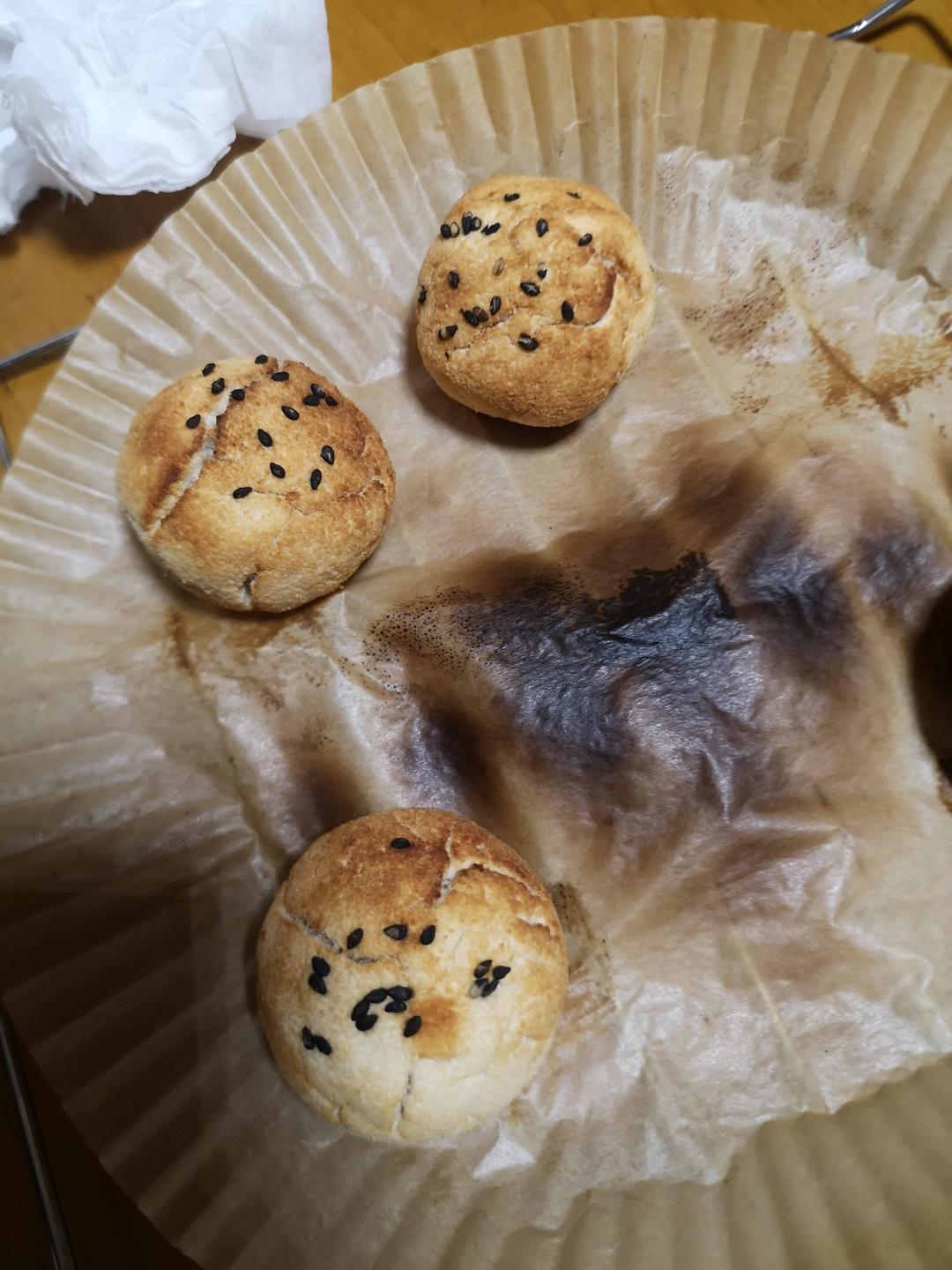 椰子面粉餐包