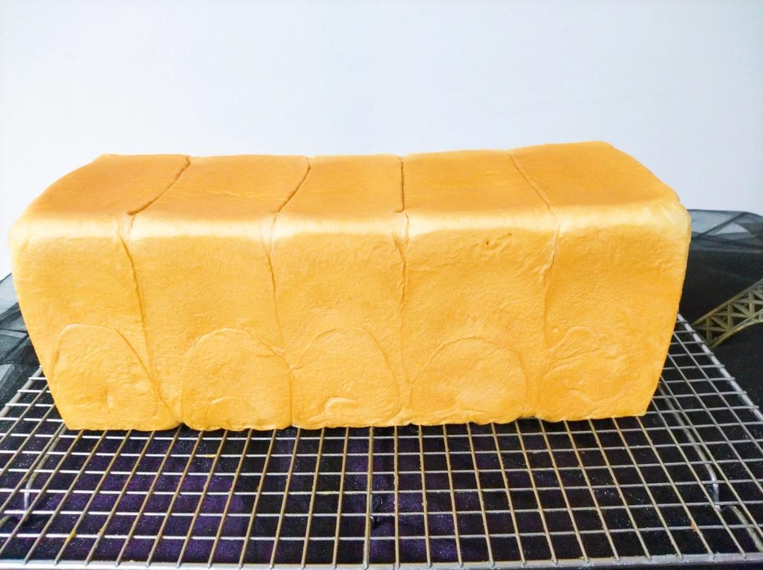 港式吐司十岁了