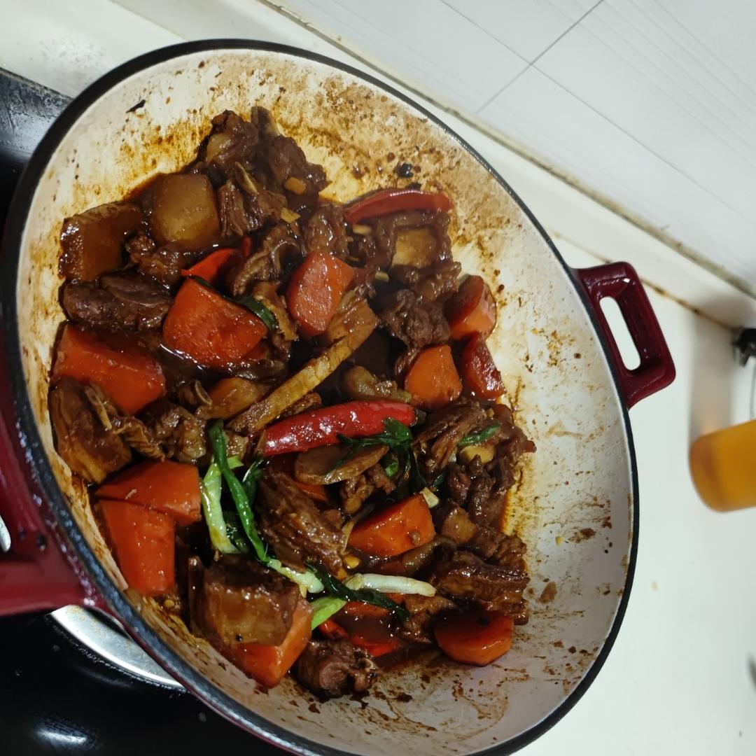 酥而不腻的红烧羊排