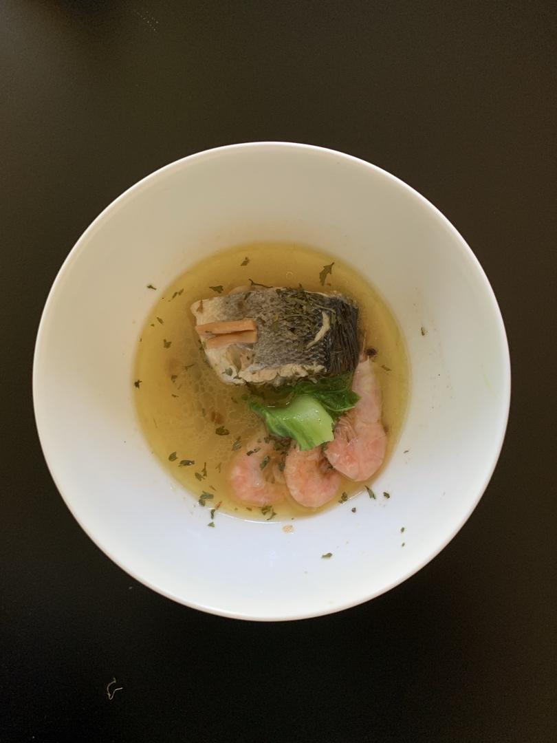 希腊风的蒜味黄鱼