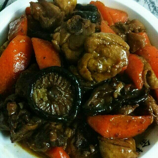 香菇胡萝卜炖鸡