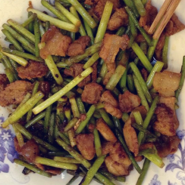 蒜苔炒肉