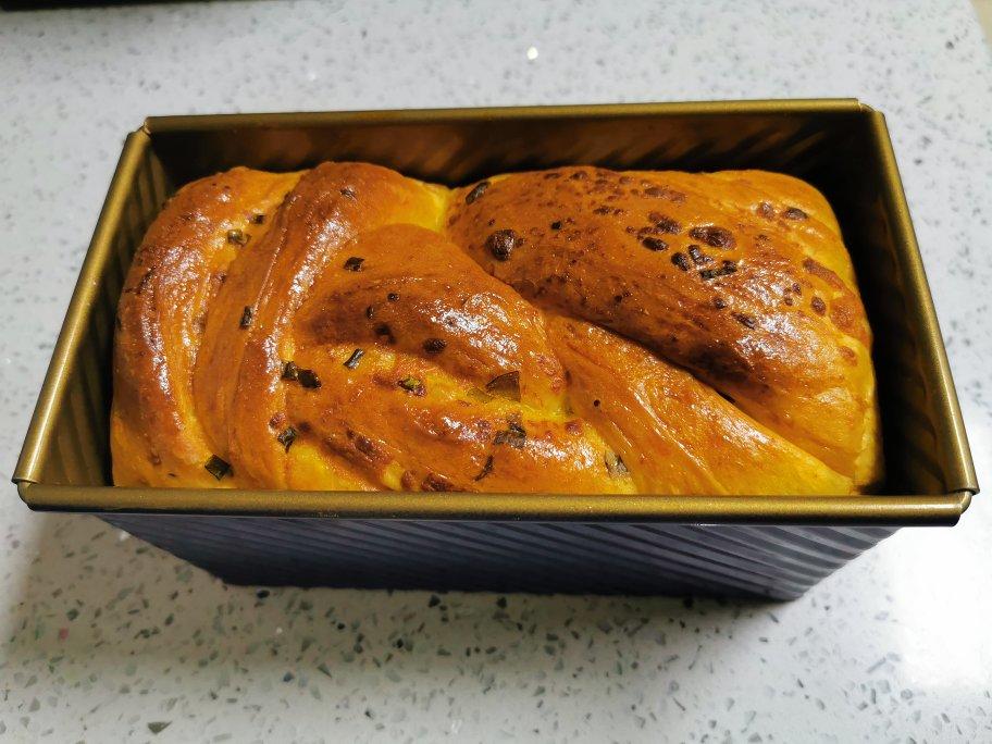 香葱肉松手撕吐司