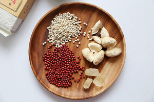 红豆薏米陈皮汤的做法 步骤1