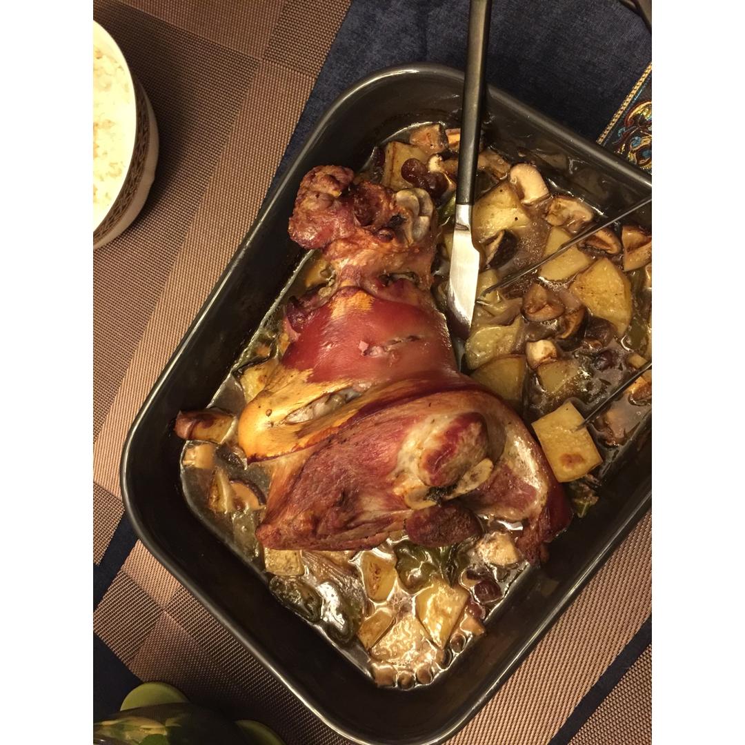 传说中的德国原配方——Schweinshaxe (德式烤猪肘)