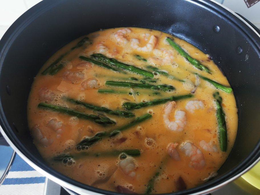 芦笋虾仁早餐蛋饼