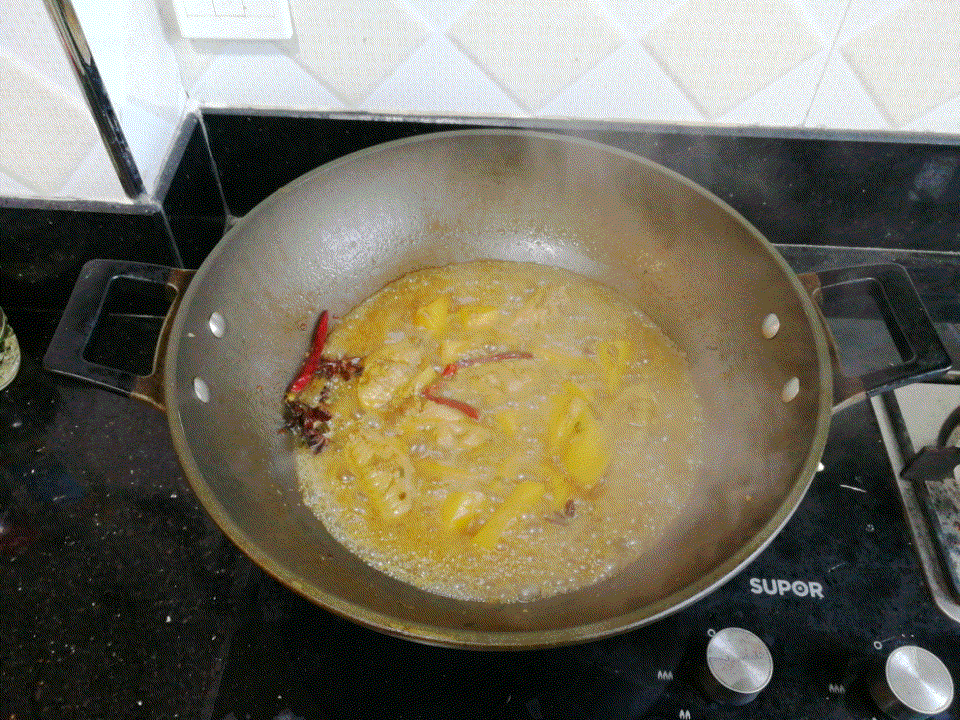 土豆炖鸡翅（快手零失败）