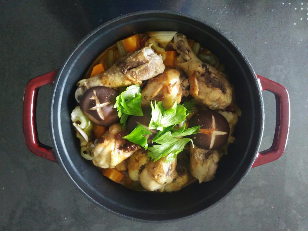 时蔬焖鸡翅——staub珐琅铸铁锅