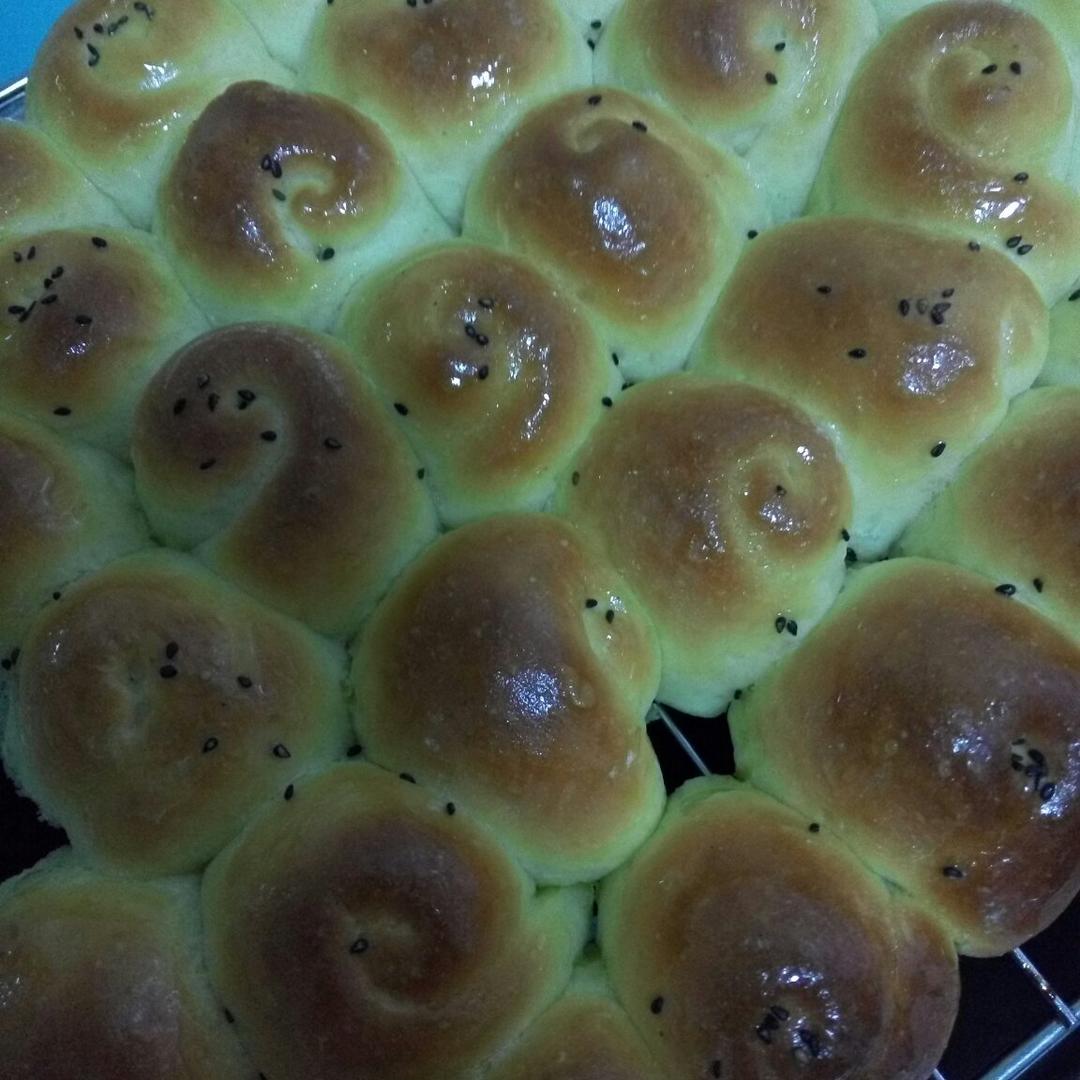 脆底蜂蜜小面包