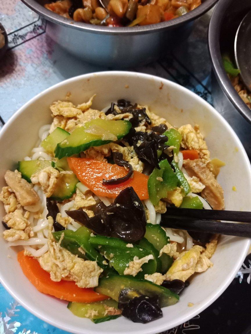 超级入味好吃的番茄鸡蛋面