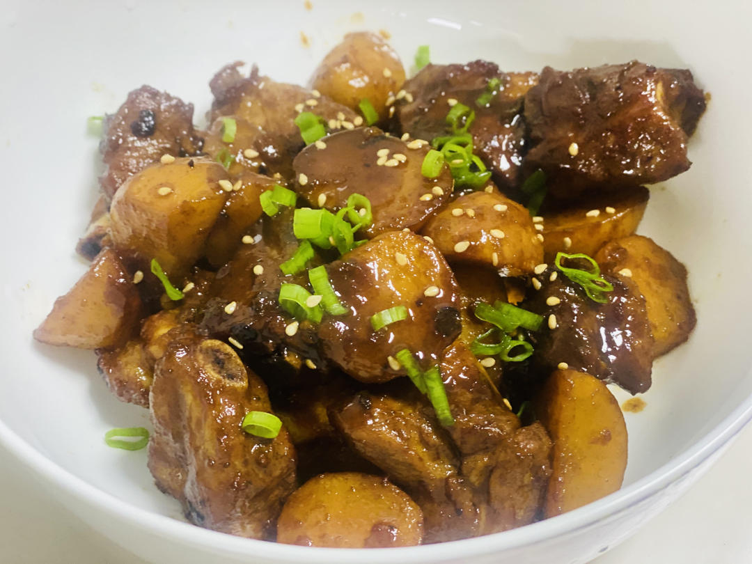 土豆炖排骨