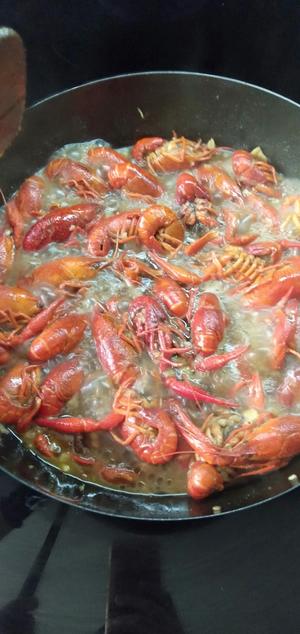 红烧蒜泥十三香小龙虾的做法 步骤6