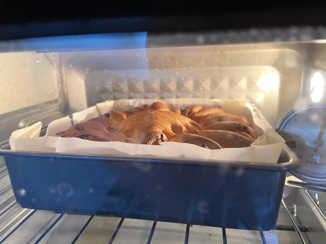 【小高姐】蒜香浓郁 造型优美 不用揉出手膜的面包