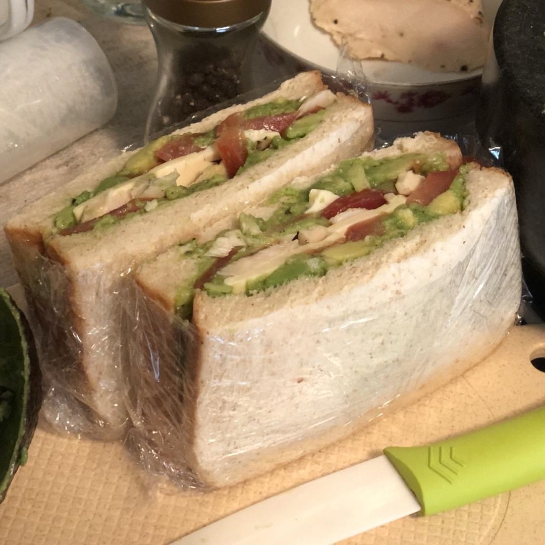 牛油果早餐三明治 Avocado Breakfast Toasted Sandwich