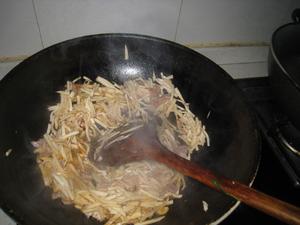 豆豉肉丝炒杏鲍菇的做法 步骤7