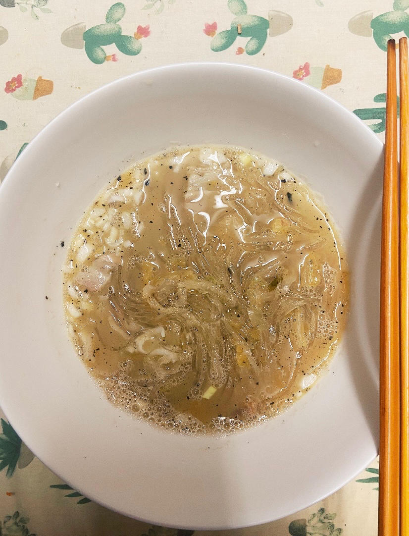 酸菜粉丝汤