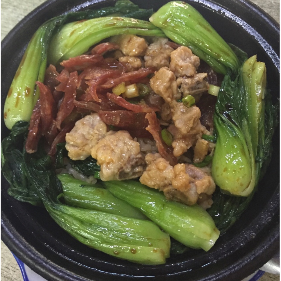 香肠煲仔饭