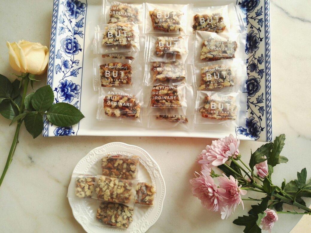 核桃红枣芝麻糕