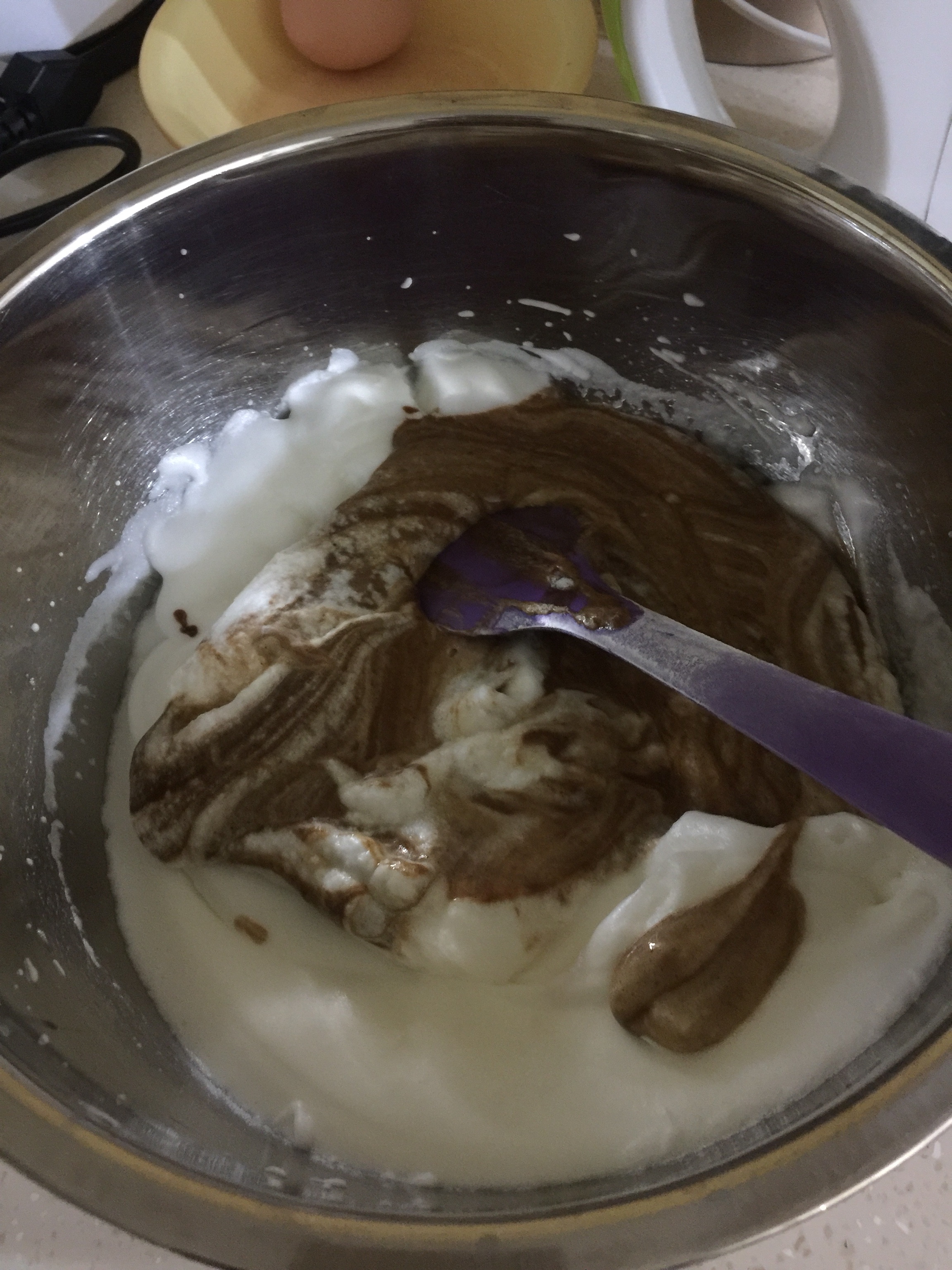 巧克力豆可可戚风蛋糕的做法 步骤6