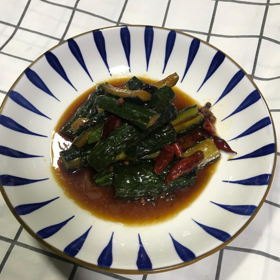 酸辣爽口的腌黄瓜（辣版）