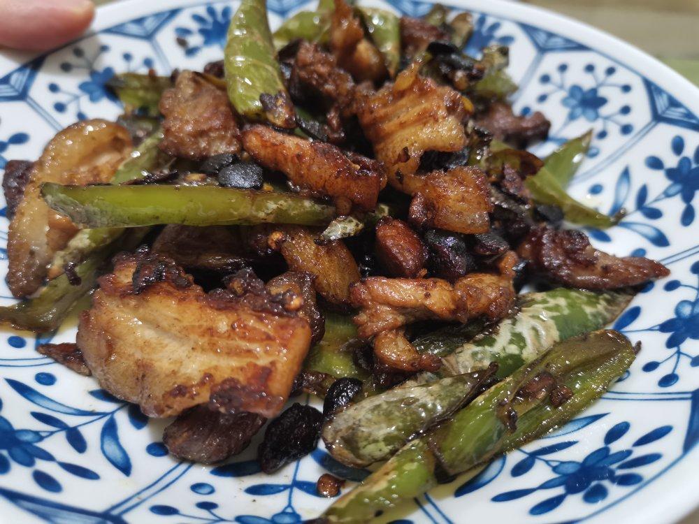农家小炒肉【记忆中勾魂的油汤】