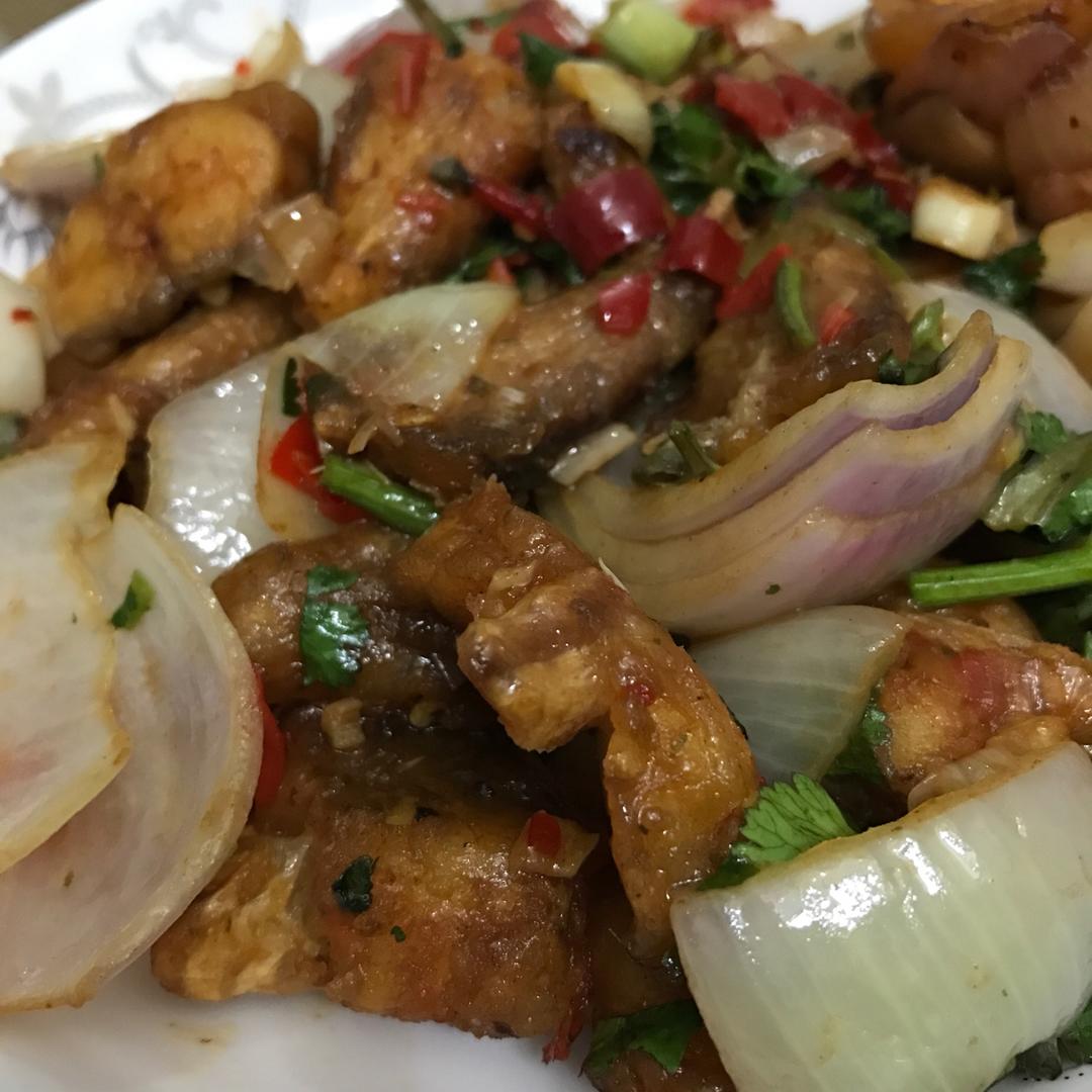 不用一滴水超入味的鱼块