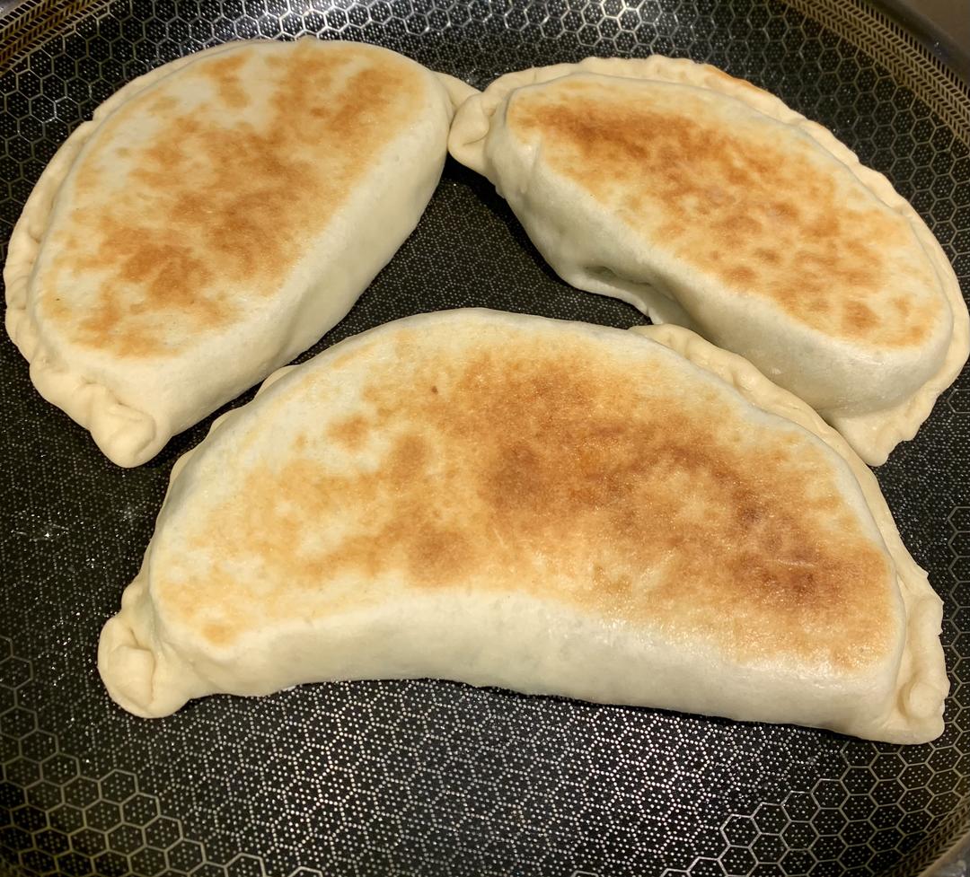 韭菜盒子的做法