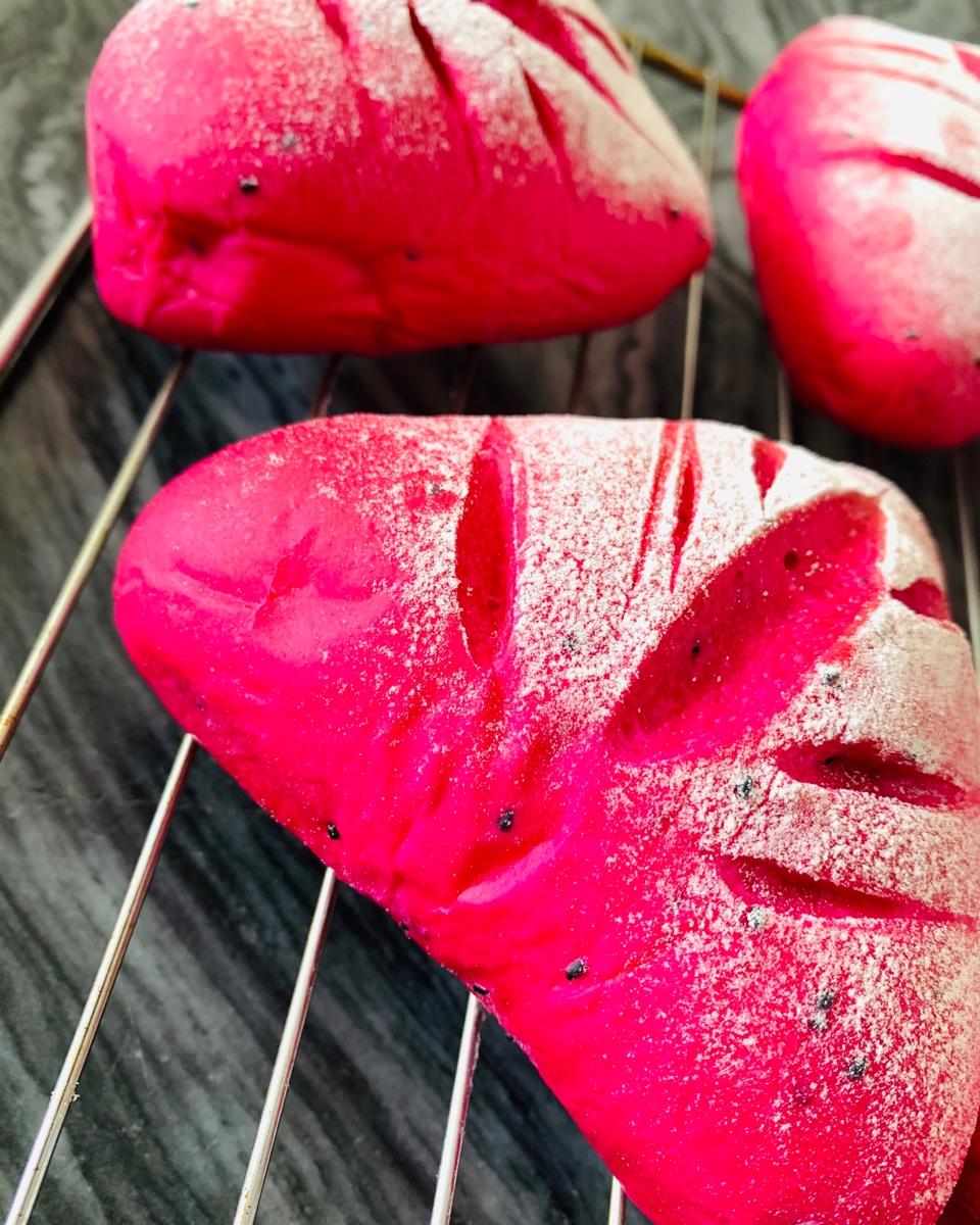 火龙果乳酪软欧