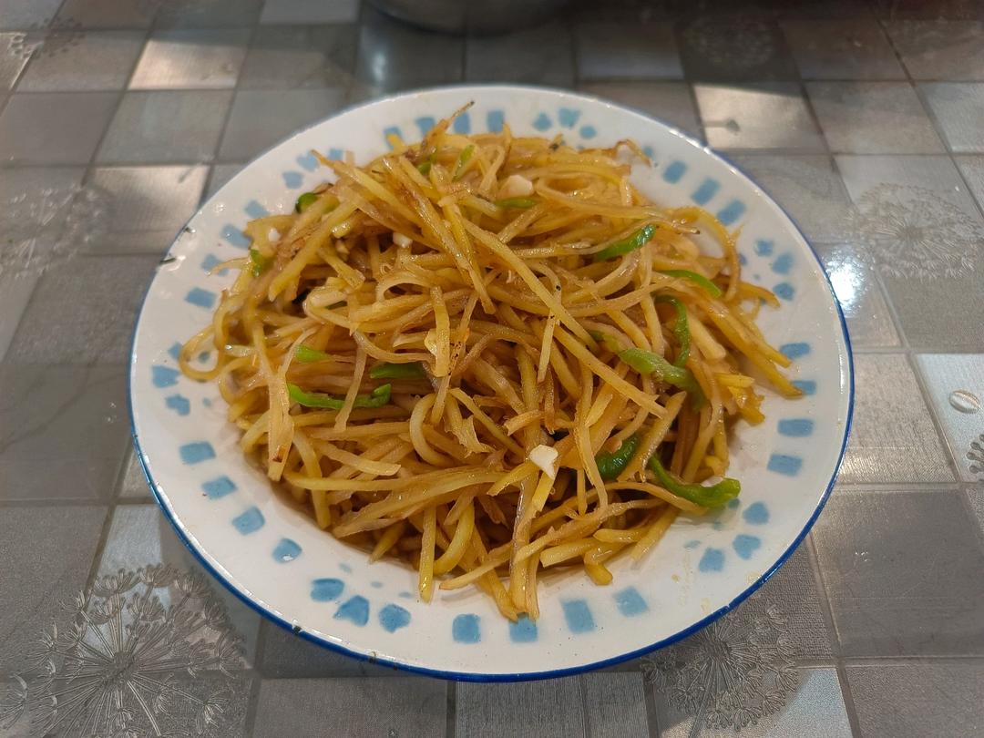 酸辣土豆丝的家常做法 超级下饭