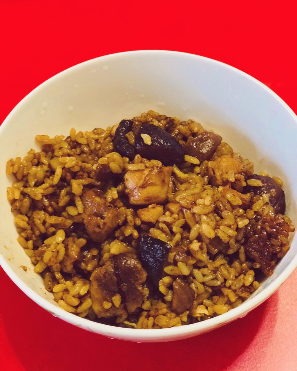 香菇栗子滑鸡饭