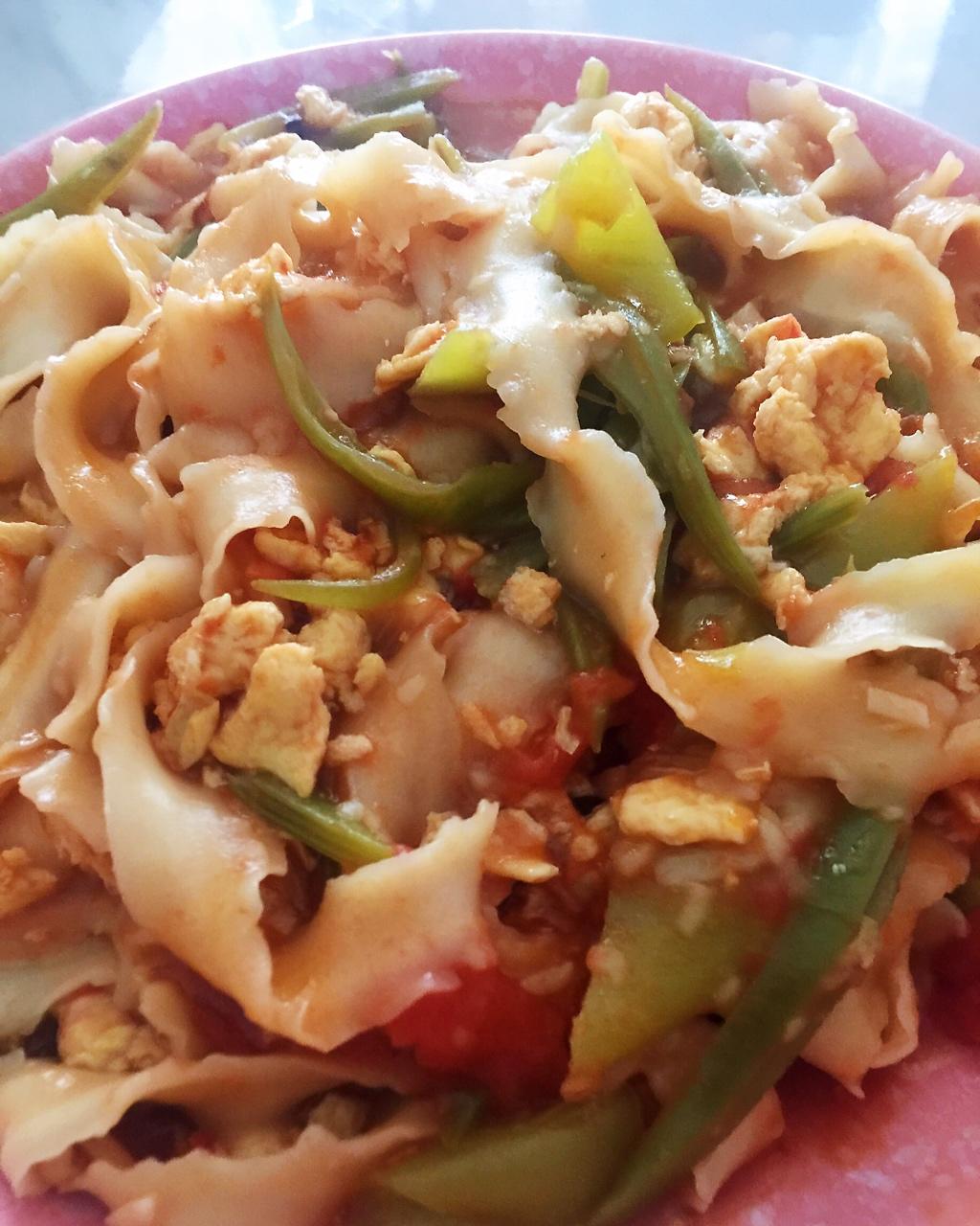 堂妈小厨——豆角番茄焖面