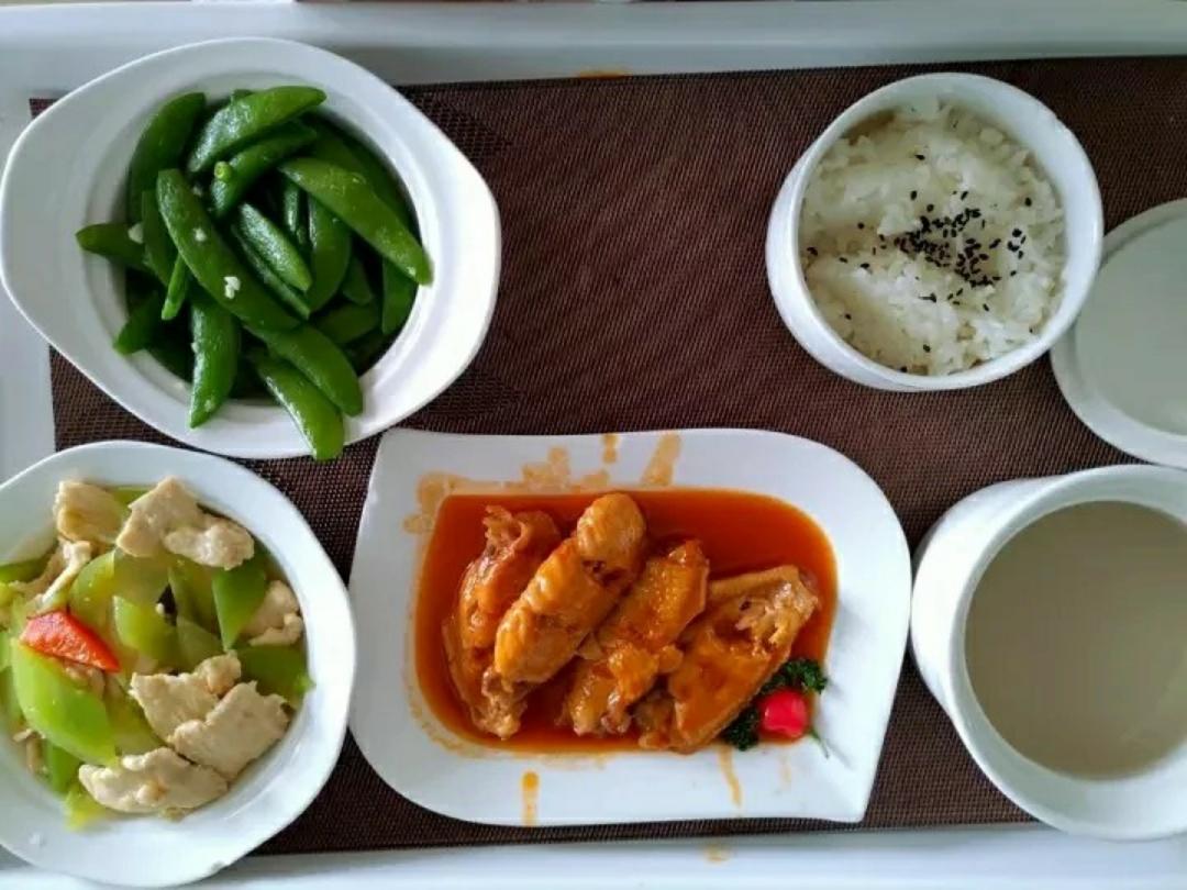 珊珊妈的月子餐