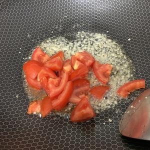 番茄炒丝瓜的做法 步骤3