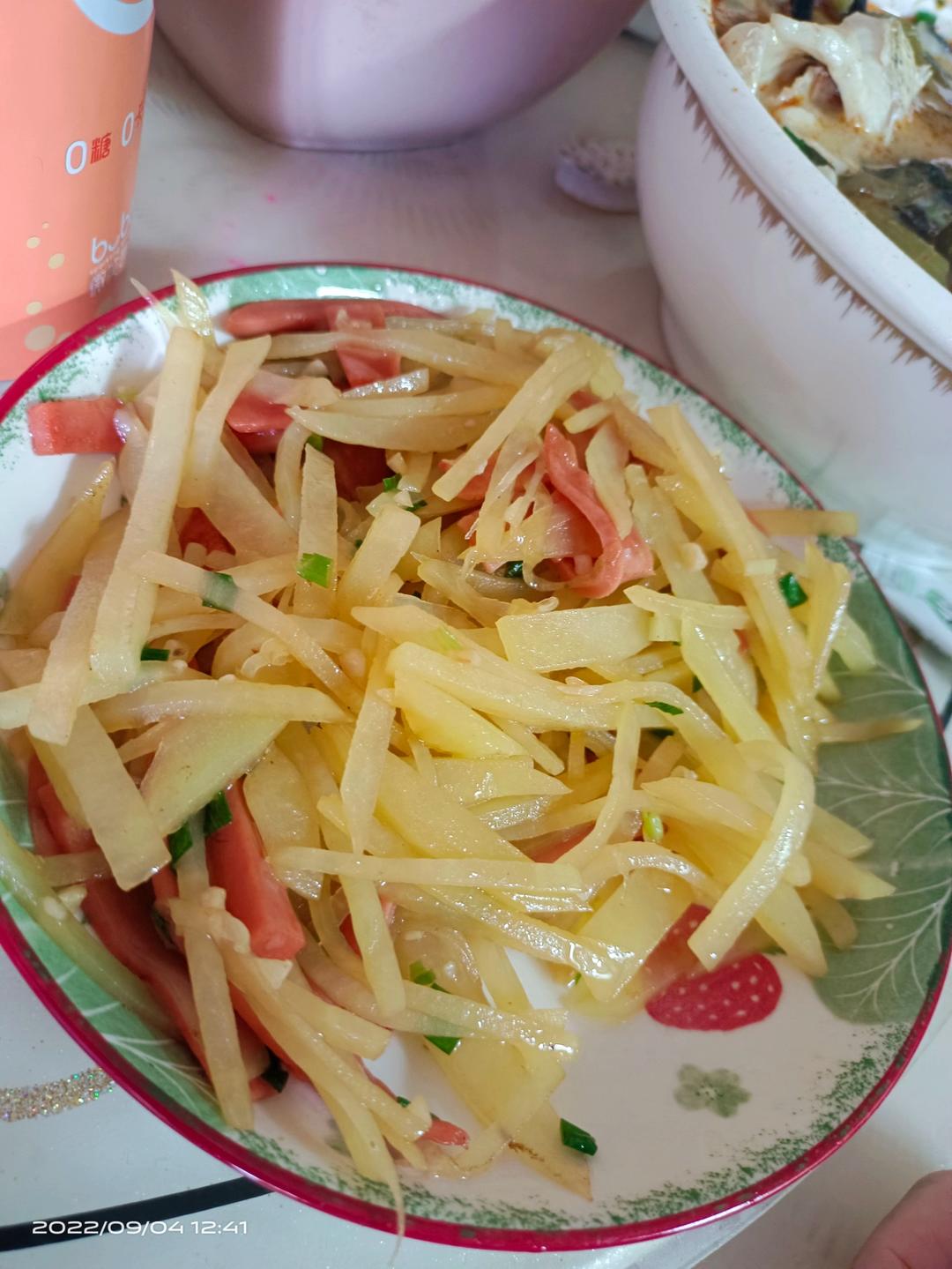 简单的火腿炒土豆丝