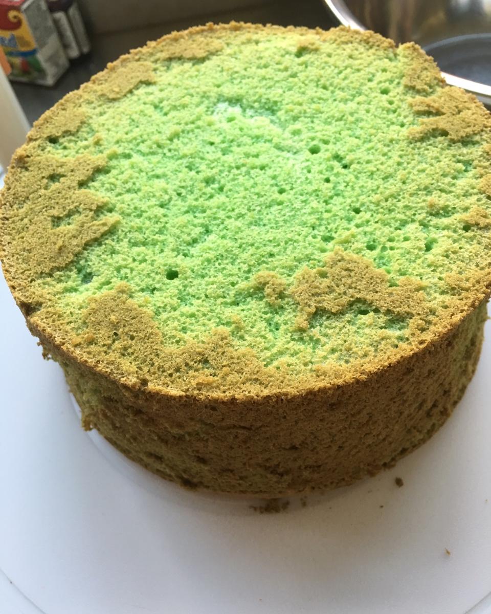 椰香斑斓戚风蛋糕