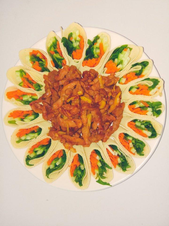 年夜饭&高颜值的【京酱肉丝千张蔬菜卷】