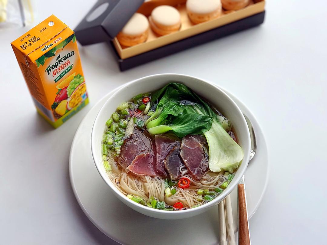 我的一人食：酸汤挂面