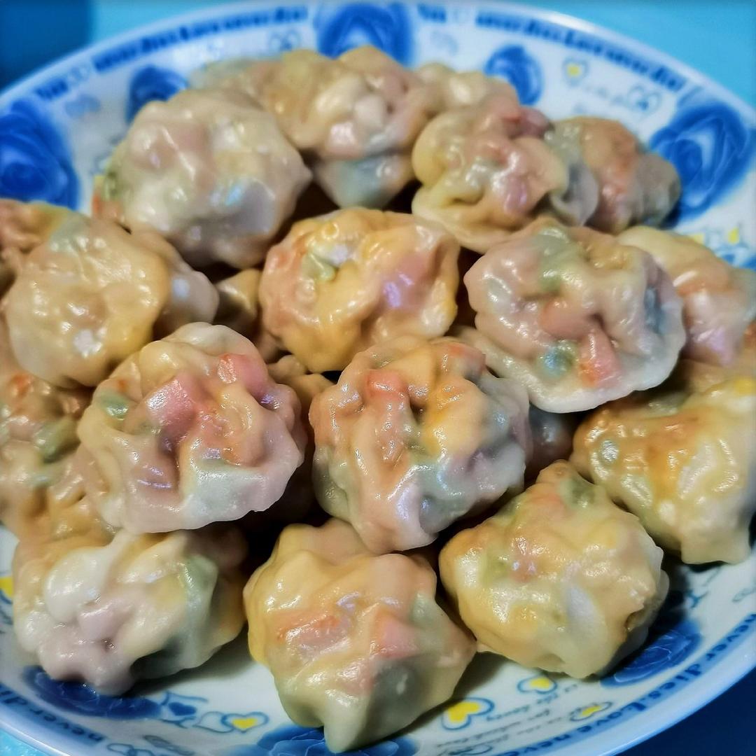 一口一个青椒火腿鸡蛋蒸包