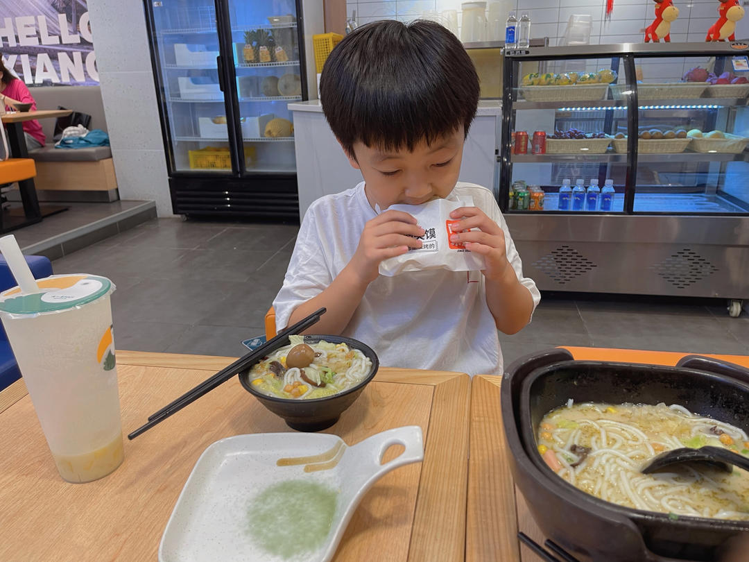 辣辣哒一日三餐