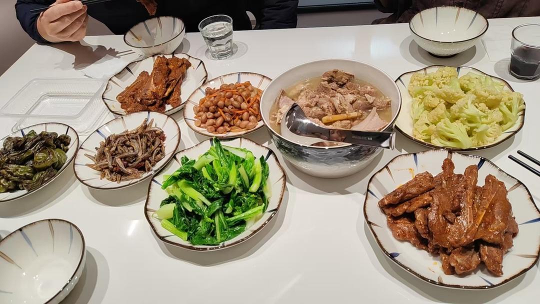 家庭聚餐