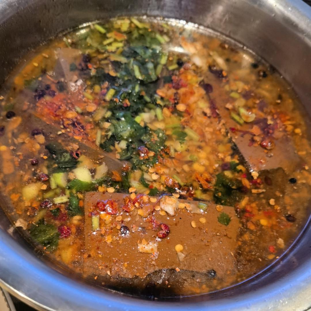 麻辣鸭血