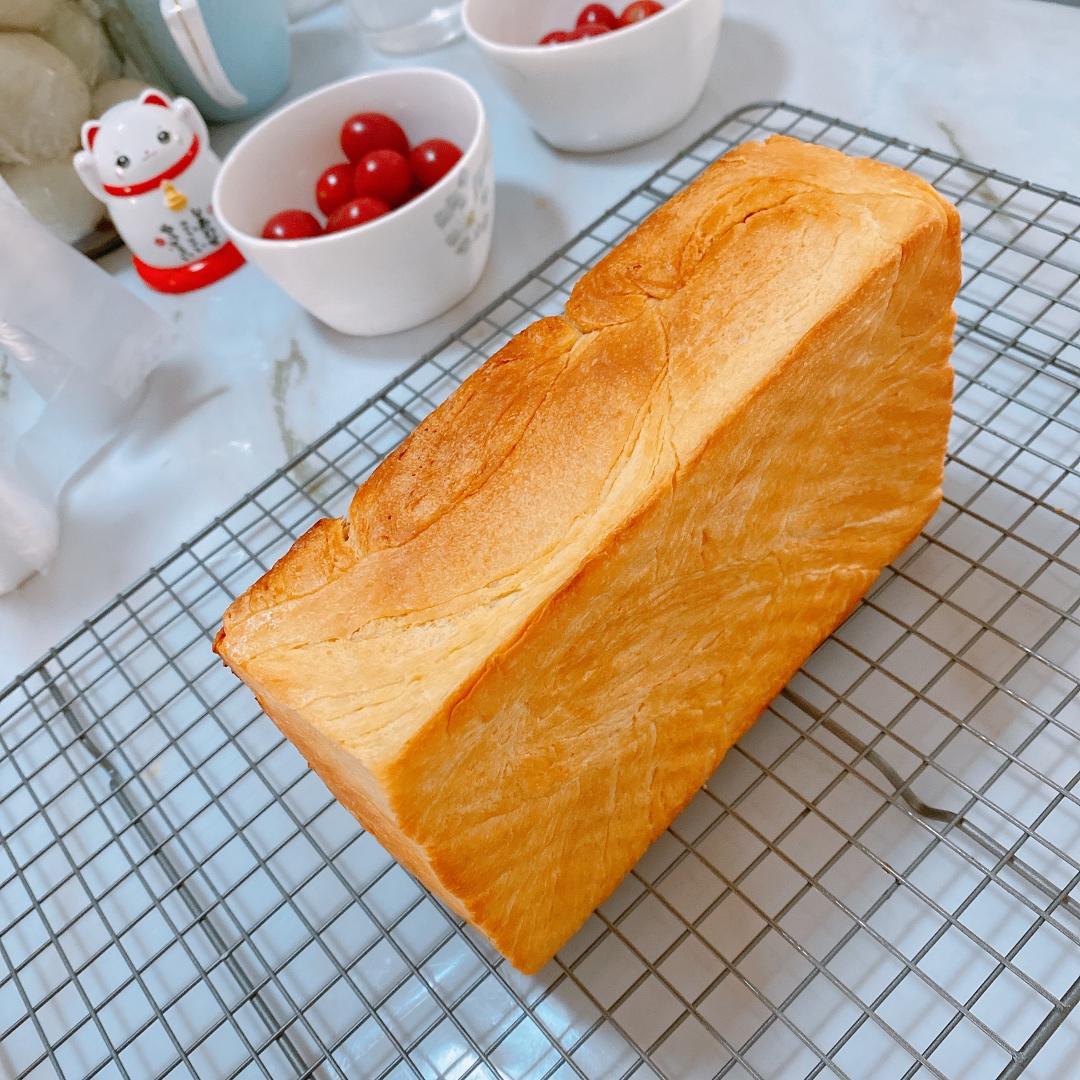 金砖面包－－一个很成功的手撕起酥面包配方