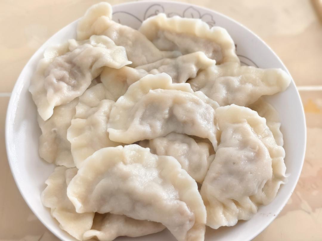 猪肉大葱饺子