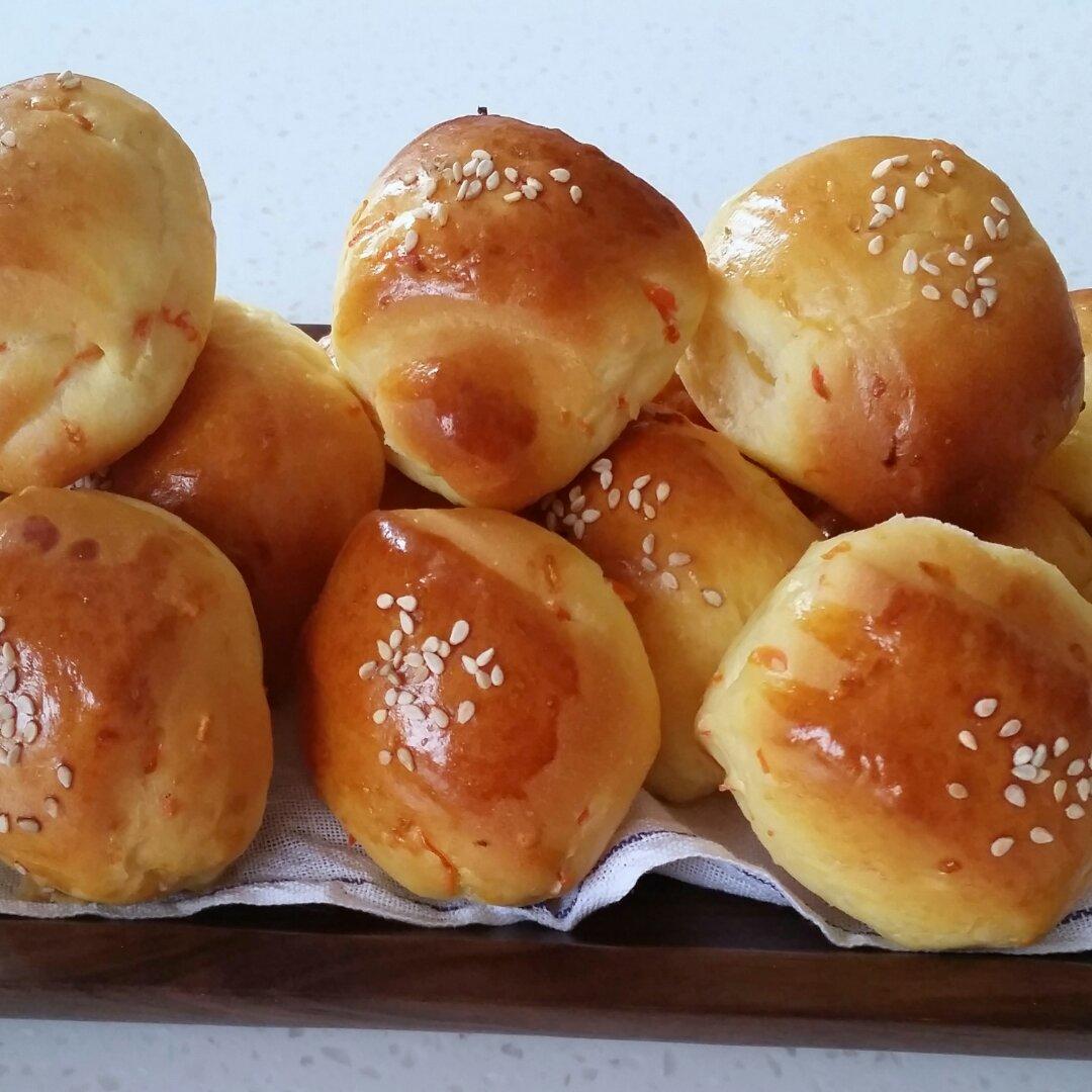 胡萝卜奶油小面包