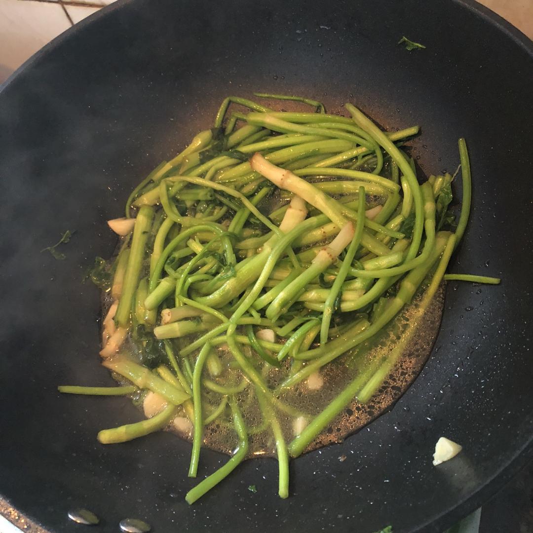 清炒旱芹